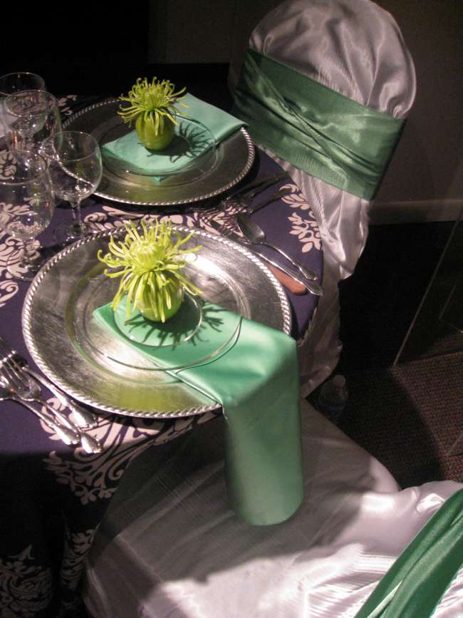Green & Silver Tablescape
