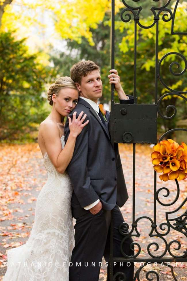 Autumn backdrop for wedding photos