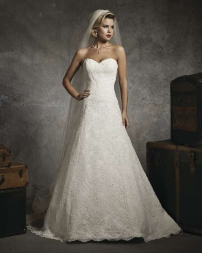 Simple, yet elegant strapless wedding dress