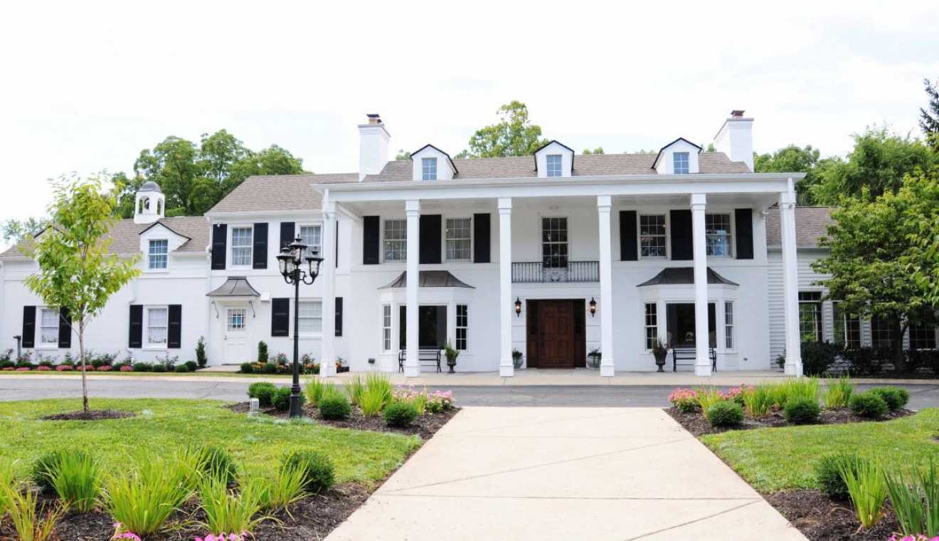 Wedding ceremony and reception venue Carmel Indiana
