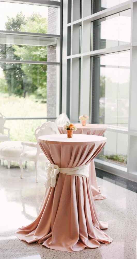 cocktail table