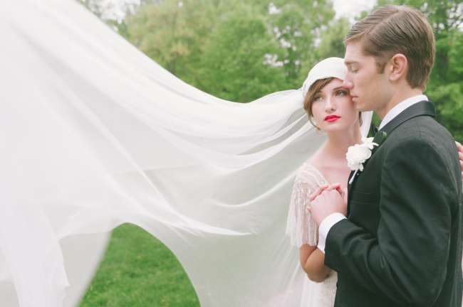 Flowing veil