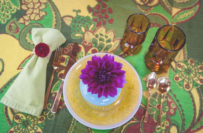 Purple Dahlia on Tablesetting