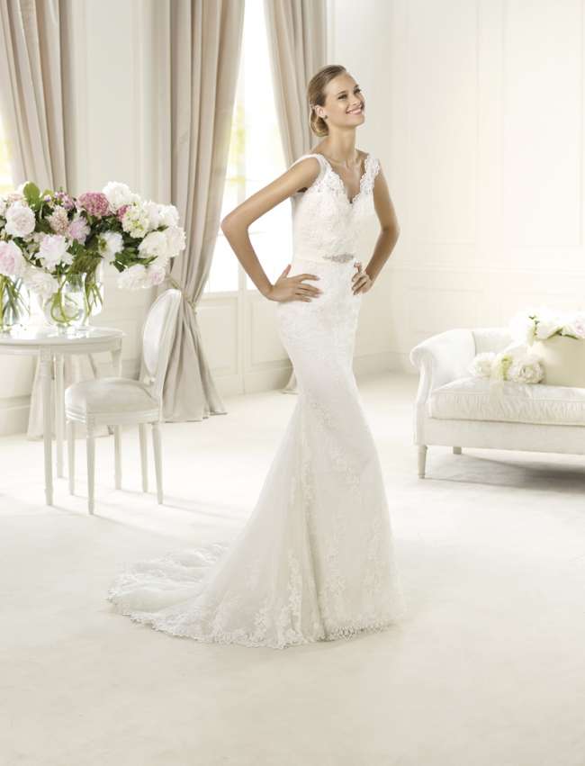 Pronovias lace gown