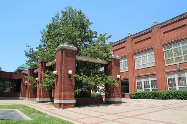 Exterior view of the Bloomington Convention Center