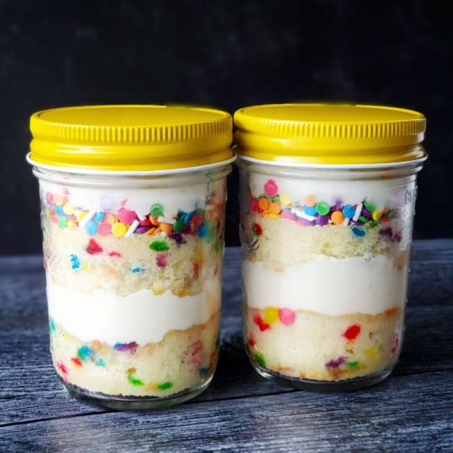 Confetti Birthday Mason Jar Cakes